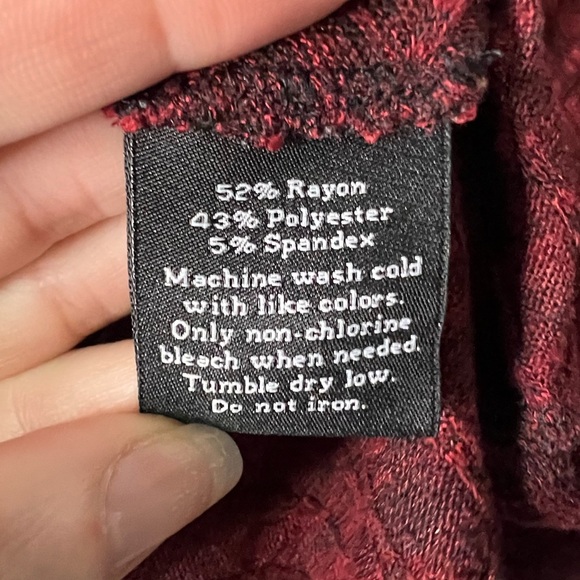 Rock & Republic Burgundy & Black Faux Wrap Long Sleeve Ribbed Top - MED - Picture 11 of 11